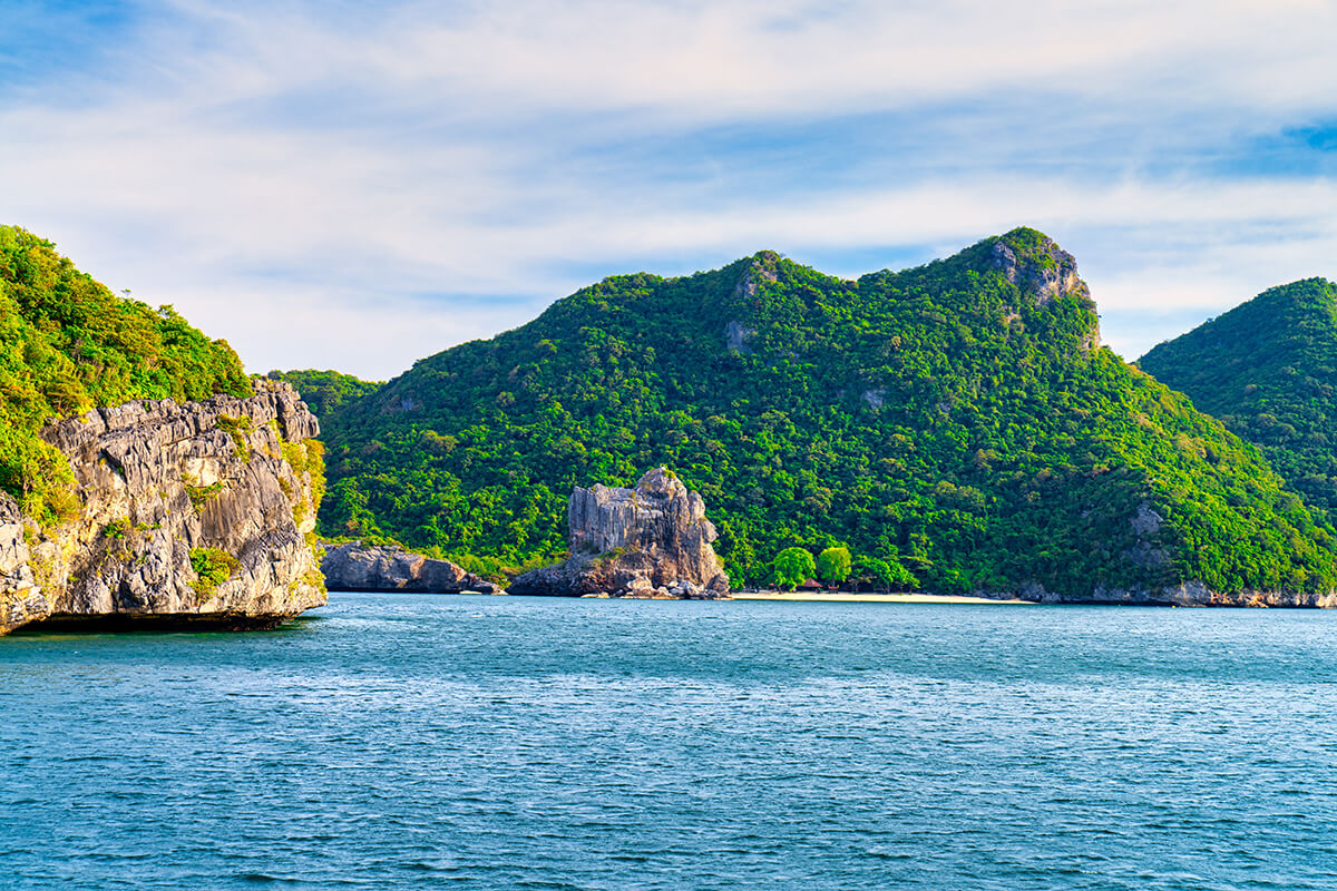 Angthong Marine Park